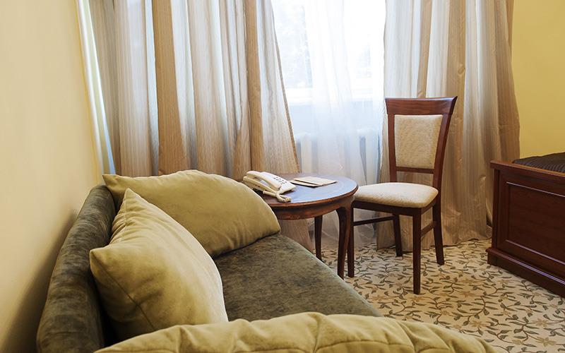 לבוב Lion'S Castle Hotel מראה חיצוני תמונה